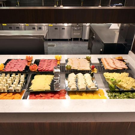 Tryp By Wyndham Istanbul Sisli Hotel Екстериор снимка