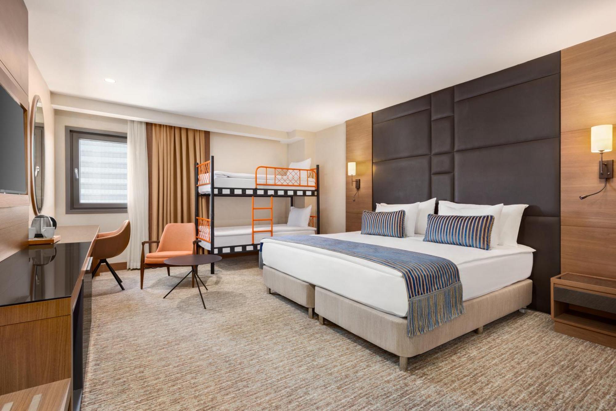Tryp By Wyndham Istanbul Sisli Hotel Екстериор снимка