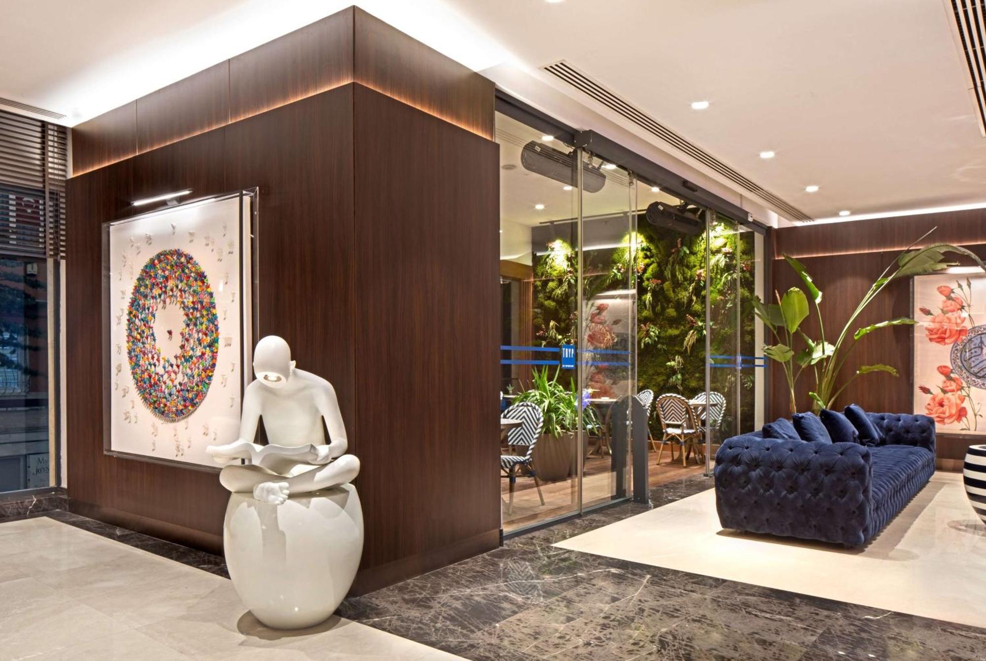 Tryp By Wyndham Istanbul Sisli Hotel Екстериор снимка