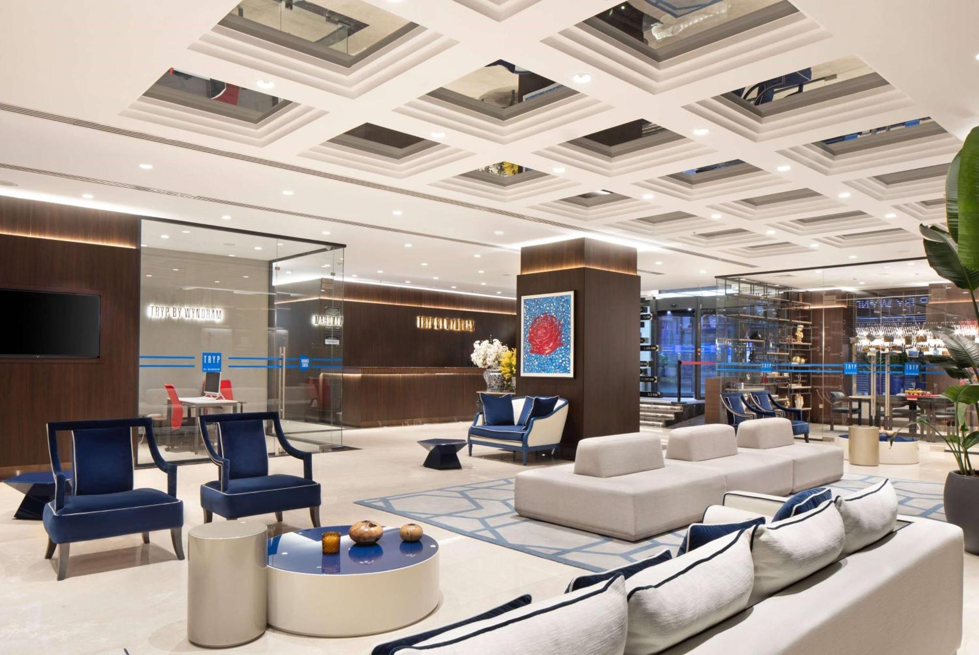 Tryp By Wyndham Istanbul Sisli Hotel Екстериор снимка