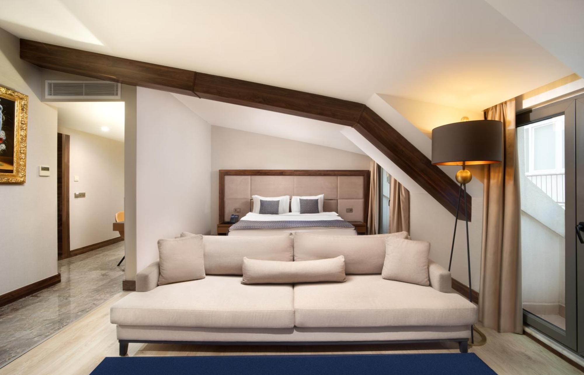 Tryp By Wyndham Istanbul Sisli Hotel Екстериор снимка