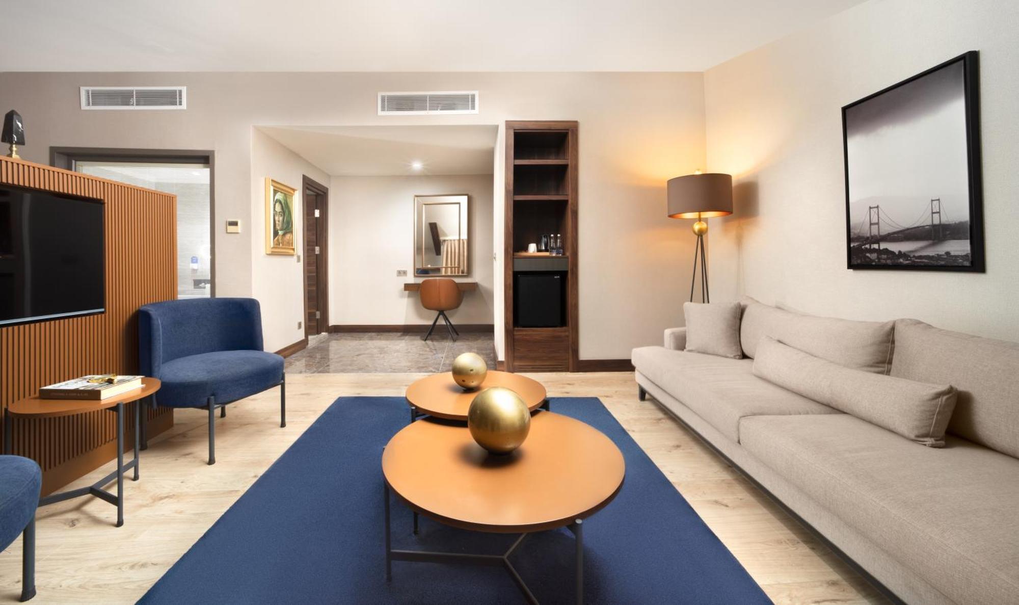 Tryp By Wyndham Istanbul Sisli Hotel Екстериор снимка