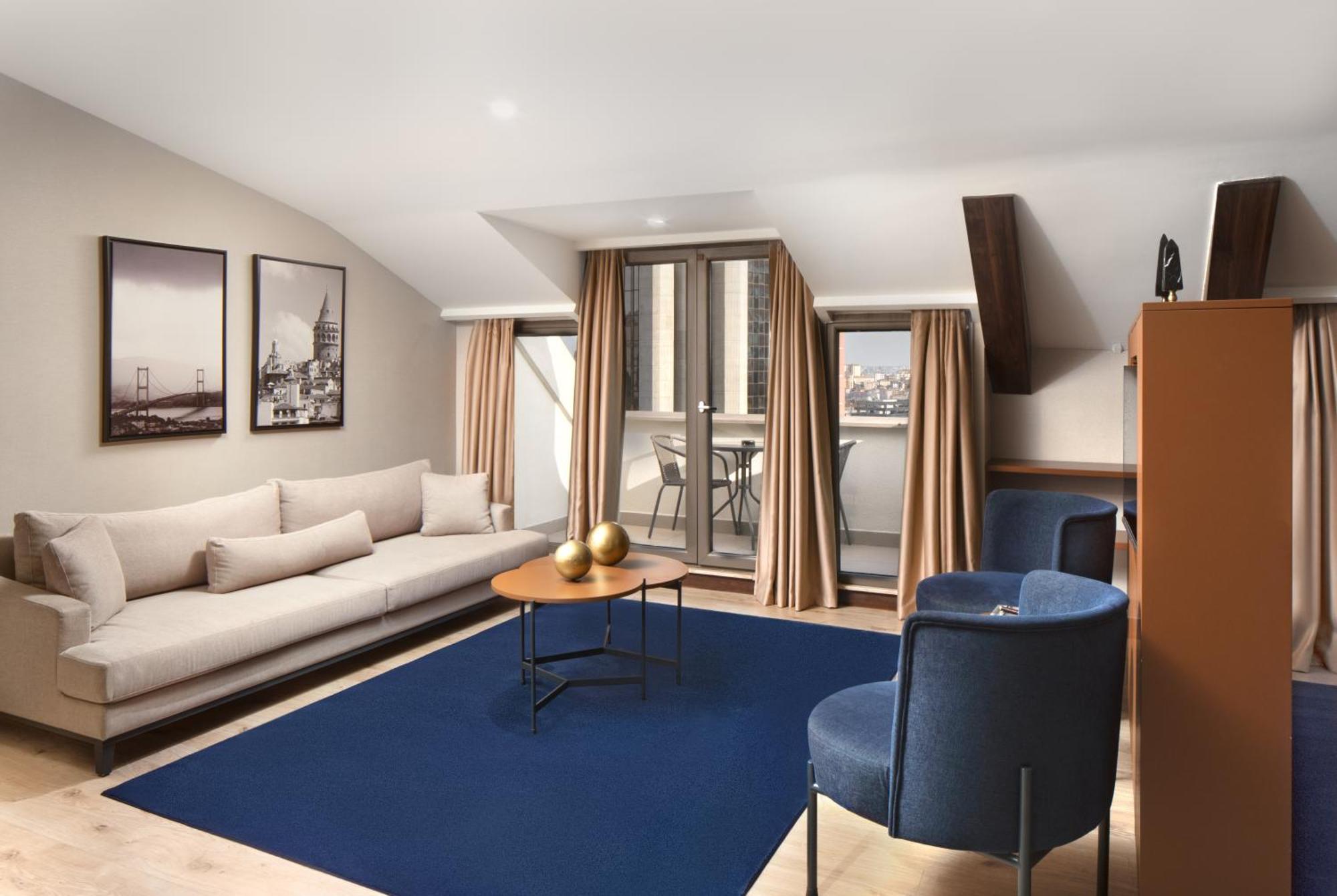 Tryp By Wyndham Istanbul Sisli Hotel Екстериор снимка